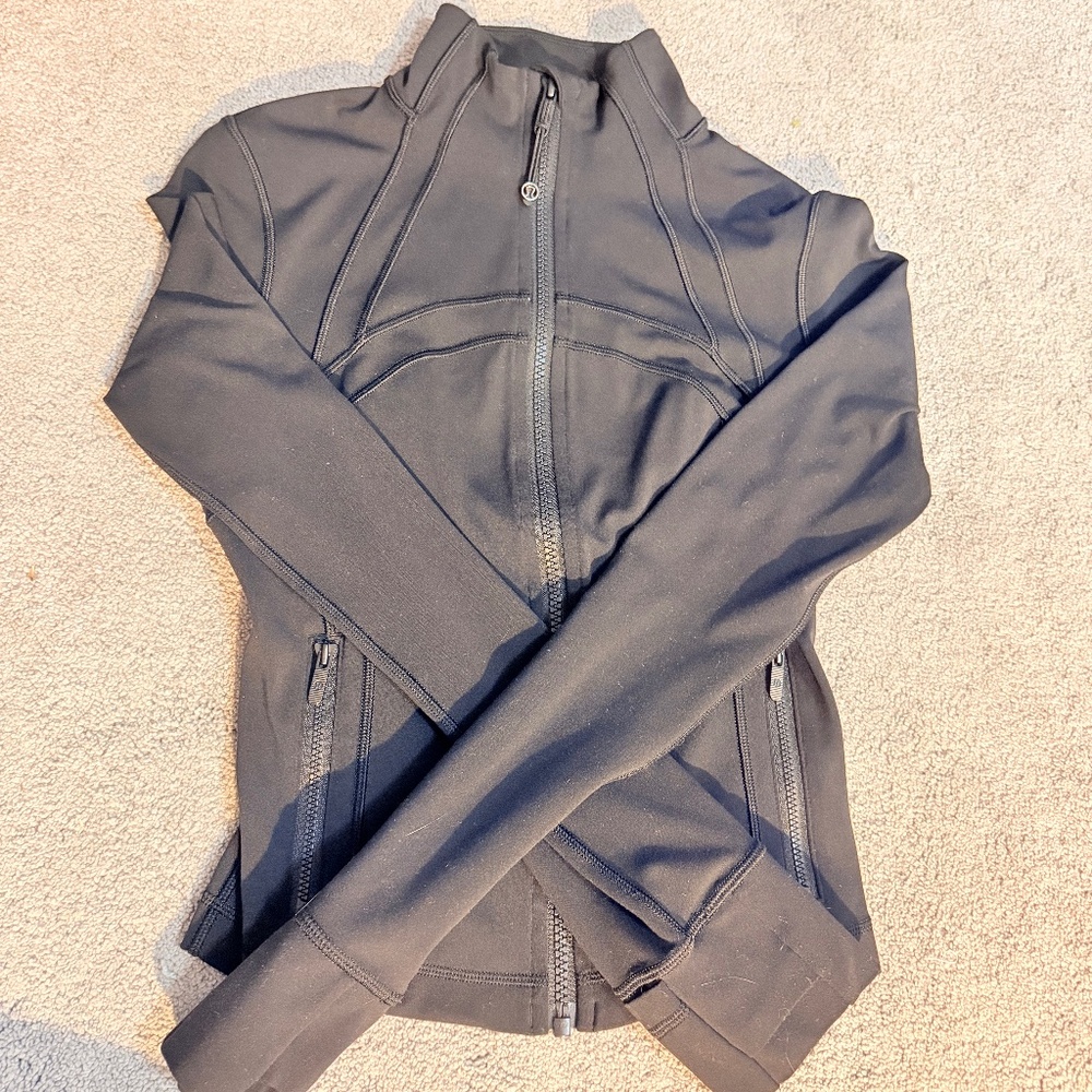 Lululemon Scube